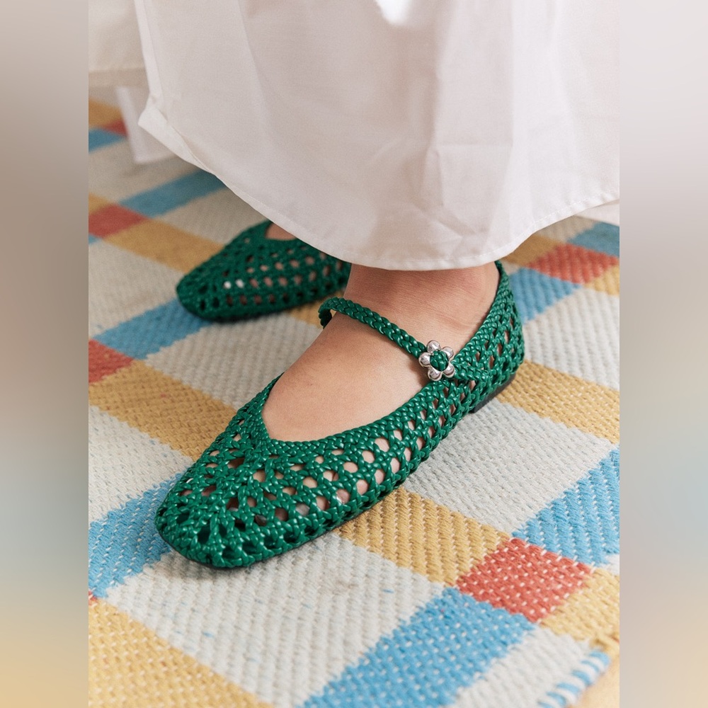 LISA SAYS GAH Candice Shoe in Green - Picture 12 of 16